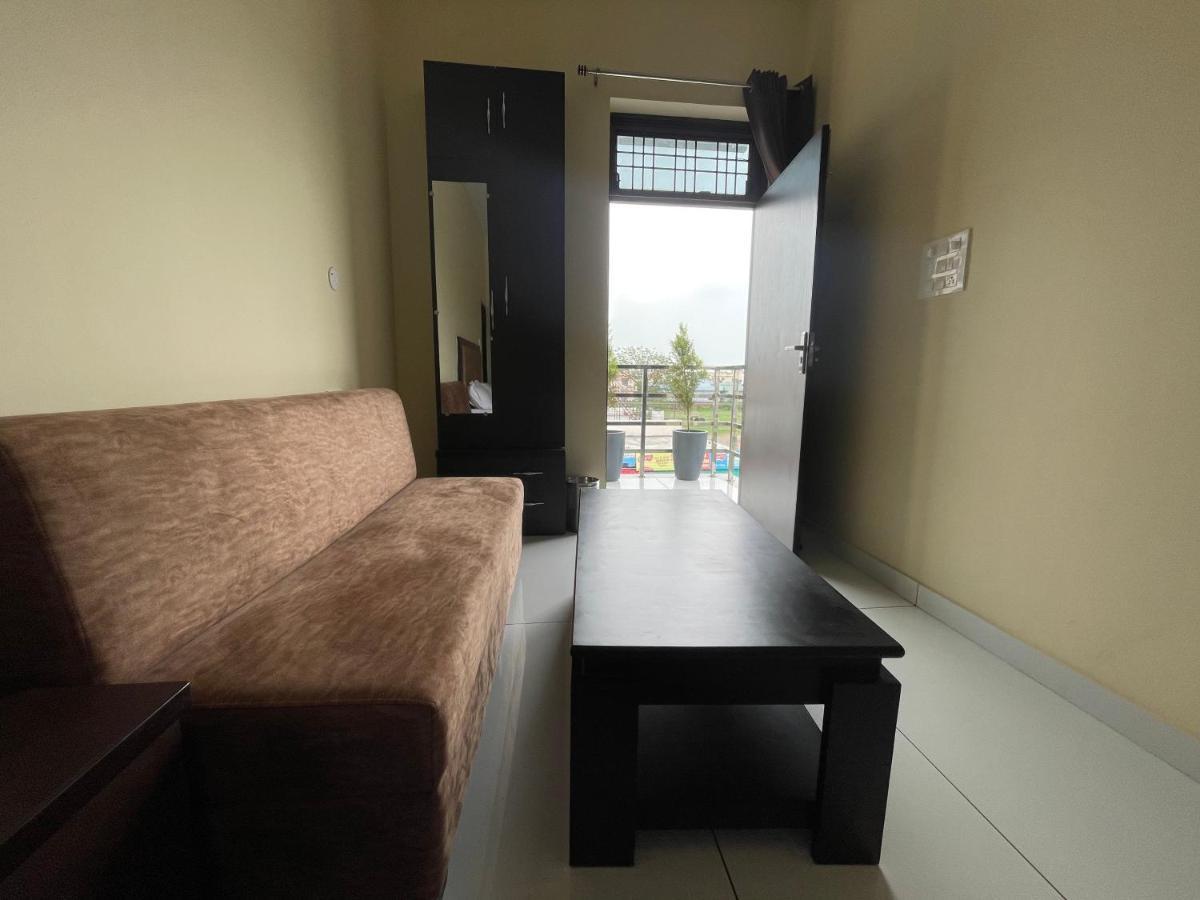Bld Restaurant And Home Stay Dehradun Exterior foto